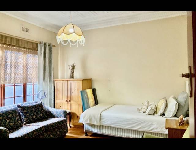 4 BEDROOM HOUSE FOR SALE IN KENSINGTON